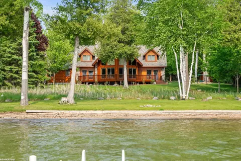 Exterior - 2333 Boy Scout, Indian River, MI 49749 photo 15 of 22