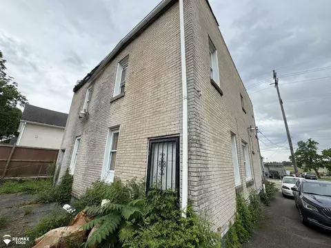 1409 2nd, Flint, MI 48503 photo 3