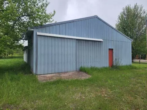 8498 S Clare, Clare, MI 48617