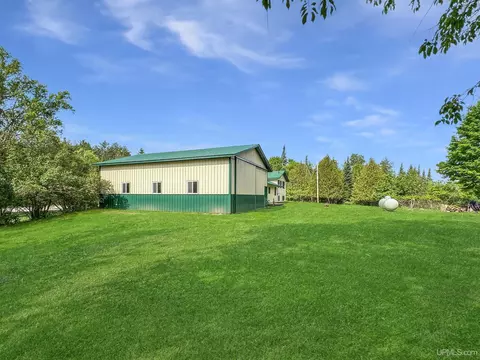 Exterior - w3938e39 E 25, Powers, MI 49874 photo 2 of 4