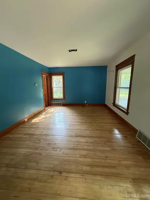 e5121 Bebo Trail, Munising, MI 49862 photo 9