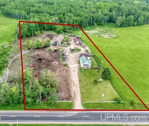 2307 County B, Aurora T-wi, WI 54121