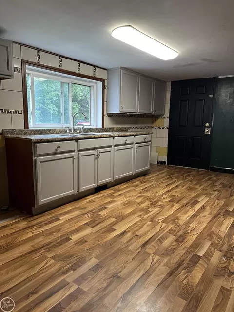 Kitchen - 875 S Bartlett, Saint Clair, MI 48079 photo 1 of 2
