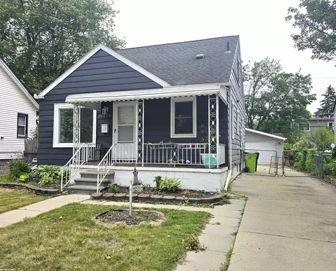 26820 Lasalle, Roseville, MI 48066