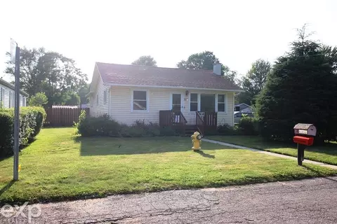 39355 Charbeneau, Clinton Township, MI 48036
