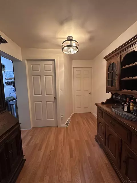 Entry Way - 1534 E Wattles Rd, Troy, MI 48007 photo 1 of 3