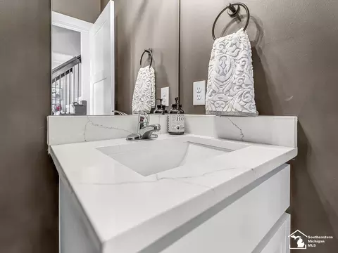 Bath - 766 Henning, Dundee, MI 48131 photo 1 of 8