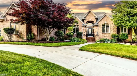 5571 Brookside, Washington Township, MI 48094