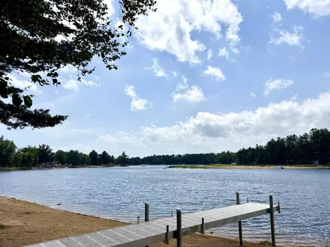 3331 Lakeshore, Gladwin, MI 48624 photo 3