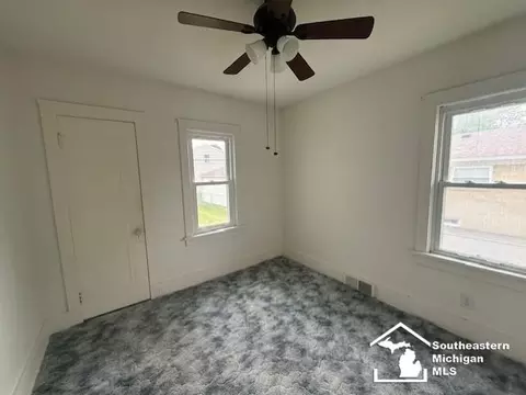 Bedroom - 211 Huber, Monroe, MI 48162 photo 2 of 2
