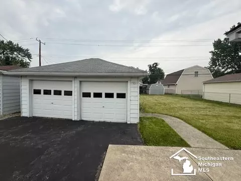 Exterior - 211 Huber, Monroe, MI 48162 photo 3 of 5