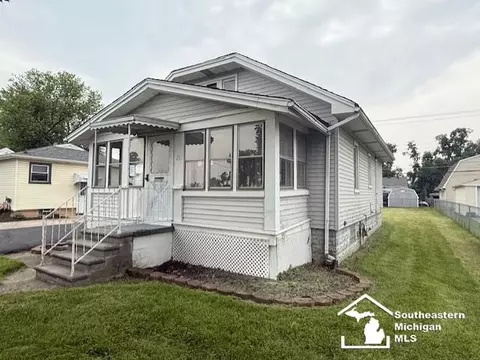 Exterior - 211 Huber, Monroe, MI 48162 photo 4 of 5