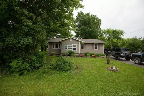 7494 Ravenswood, Kimball, MI 48074