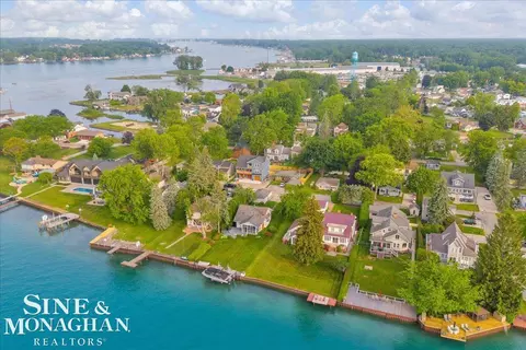 View/Area - 421 Edgewater, Algonac, MI 48001 photo 5 of 6