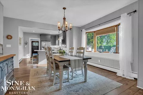 Dining - 421 Edgewater, Algonac, MI 48001 photo 2 of 2