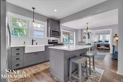 Kitchen - 421 Edgewater, Algonac, MI 48001 photo 2 of 4