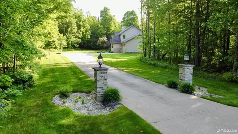 1955 Woodland, Ishpeming, MI 49849 photo 4