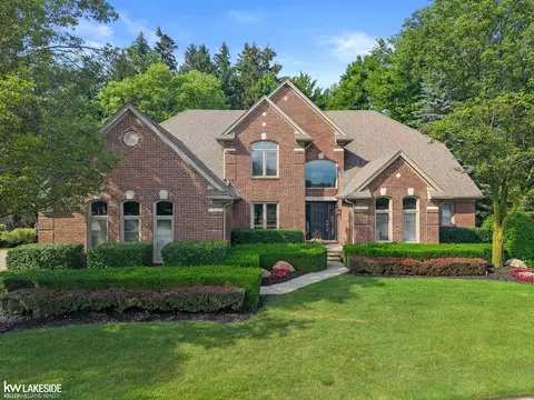 11357 Embassy, Shelby Township, MI 48315