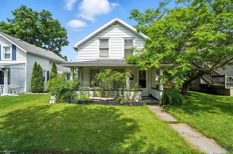 618 Harrison, Monroe, MI 48161