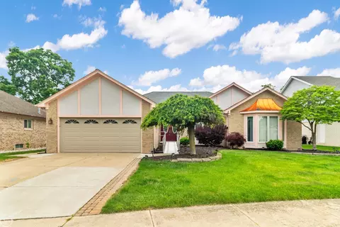 52225 Bryan Michael, Macomb, MI 48042