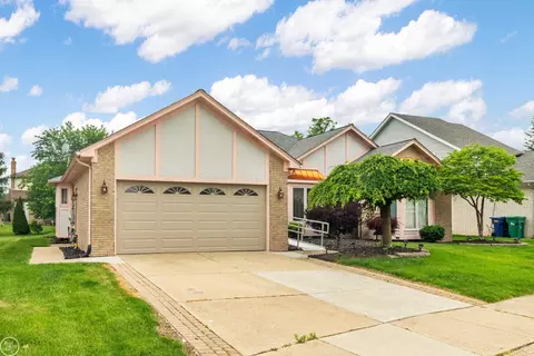 Exterior - 52225 Bryan Michael, Macomb, MI 48042 photo 3 of 4