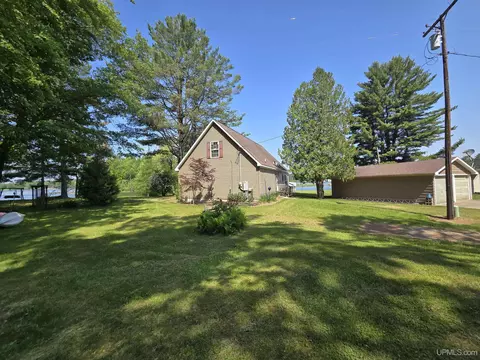 683 Peace Hvn, Gladwin, MI 48624 photo 11