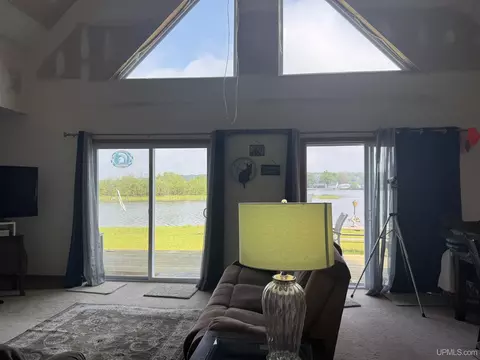 683 Peace Hvn, Gladwin, MI 48624 photo 6