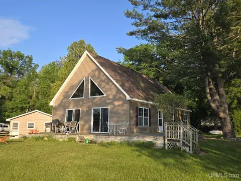 683 Peace Hvn, Gladwin, MI 48624