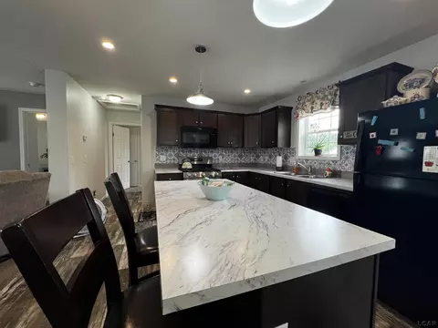 Kitchen - 403 Maple, Morenci, MI 49256 photo 5 of 6