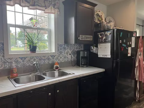 Kitchen - 403 Maple, Morenci, MI 49256 photo 3 of 6