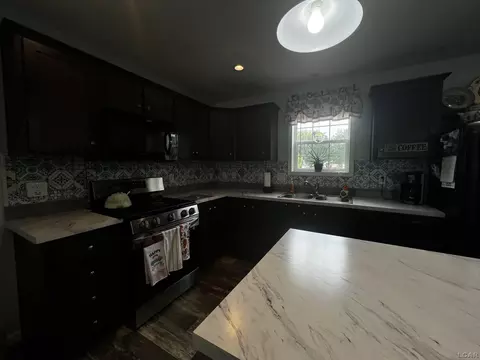 Kitchen - 403 Maple, Morenci, MI 49256 photo 6 of 6