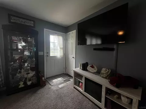 Entry Way - 403 Maple, Morenci, MI 49256 photo 2 of 2