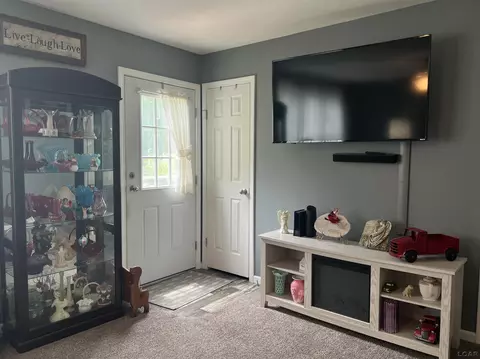 Entry Way - 403 Maple, Morenci, MI 49256 photo 1 of 2