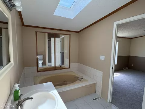 5137 Hessen, Casco, MI 48064 photo 13