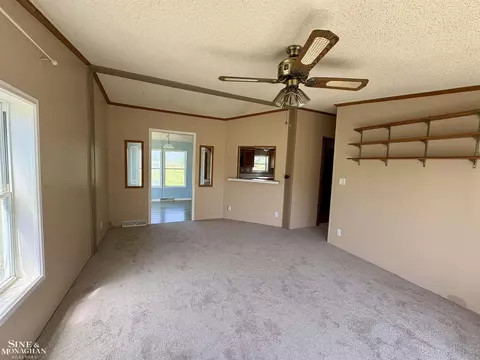 5137 Hessen, Casco, MI 48064 photo 7