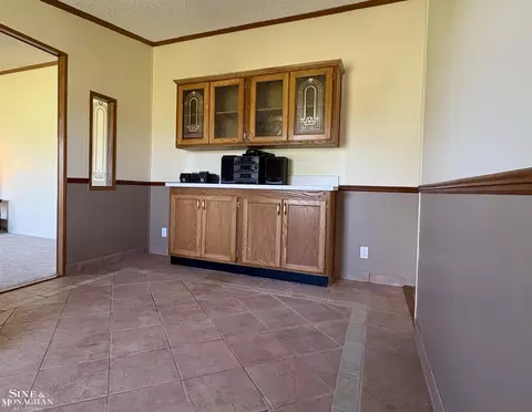 5137 Hessen, Casco, MI 48064 photo 12