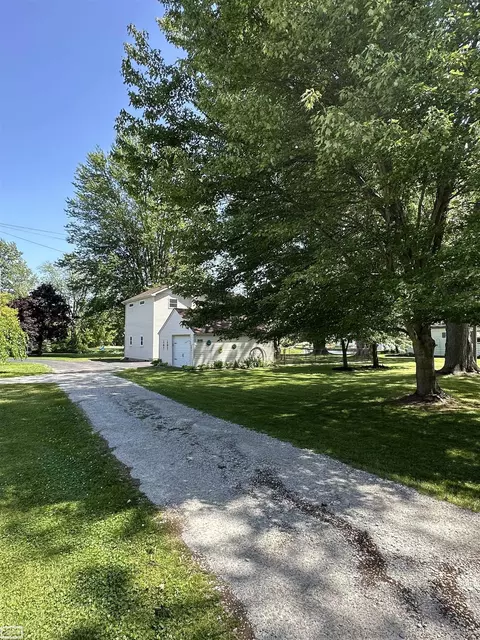 2100 Michigan, Algonac, MI 48001 photo 33
