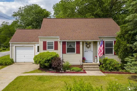 2030 W Sterns, Temperance, MI 48182