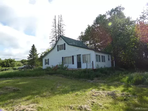 24783 Mud Crk, Mass City, MI 49948