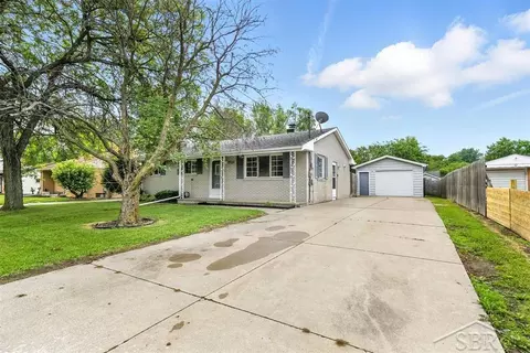 2295 Plainview, Saginaw, MI 48603