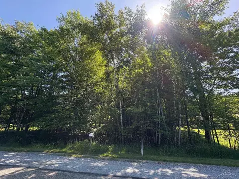 N Gleaner Rd, Saginaw, MI 48609