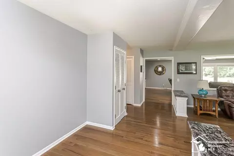 Entry Way - 7007 Jackman, Temperance, MI 48182 photo 1 of 3