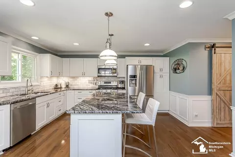 Kitchen - 7007 Jackman, Temperance, MI 48182 photo 10 of 10