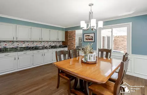 Dining - 7007 Jackman, Temperance, MI 48182 photo 1 of 3
