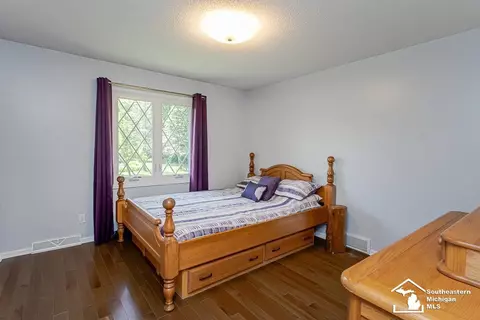 Bedroom - 7007 Jackman, Temperance, MI 48182 photo 3 of 6