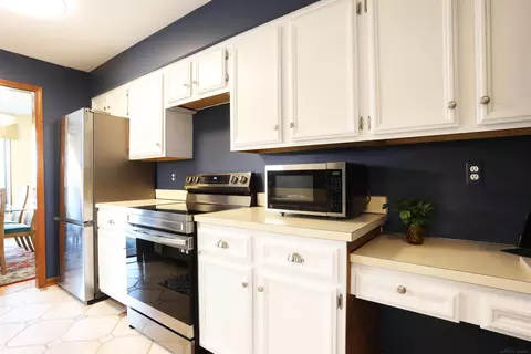 129 Cherryl, Algonac, MI 48001 photo 11