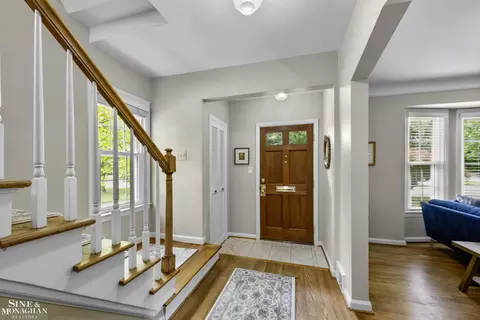 Entry Way - 1344 Torrey, Grosse Pointe Woods, MI 48236 photo 4 of 4