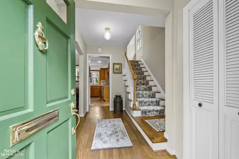 Entry Way - 1344 Torrey, Grosse Pointe Woods, MI 48236 photo 1 of 4