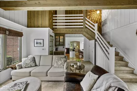 Living - 1344 Torrey, Grosse Pointe Woods, MI 48236 photo 6 of 6