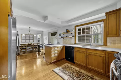 Kitchen - 1344 Torrey, Grosse Pointe Woods, MI 48236 photo 3 of 4